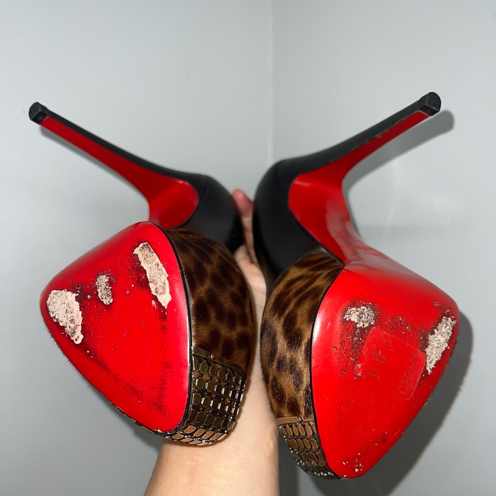 Christian Louboutin Maggie Pony Leopard Heels - Picture 11 of 16
